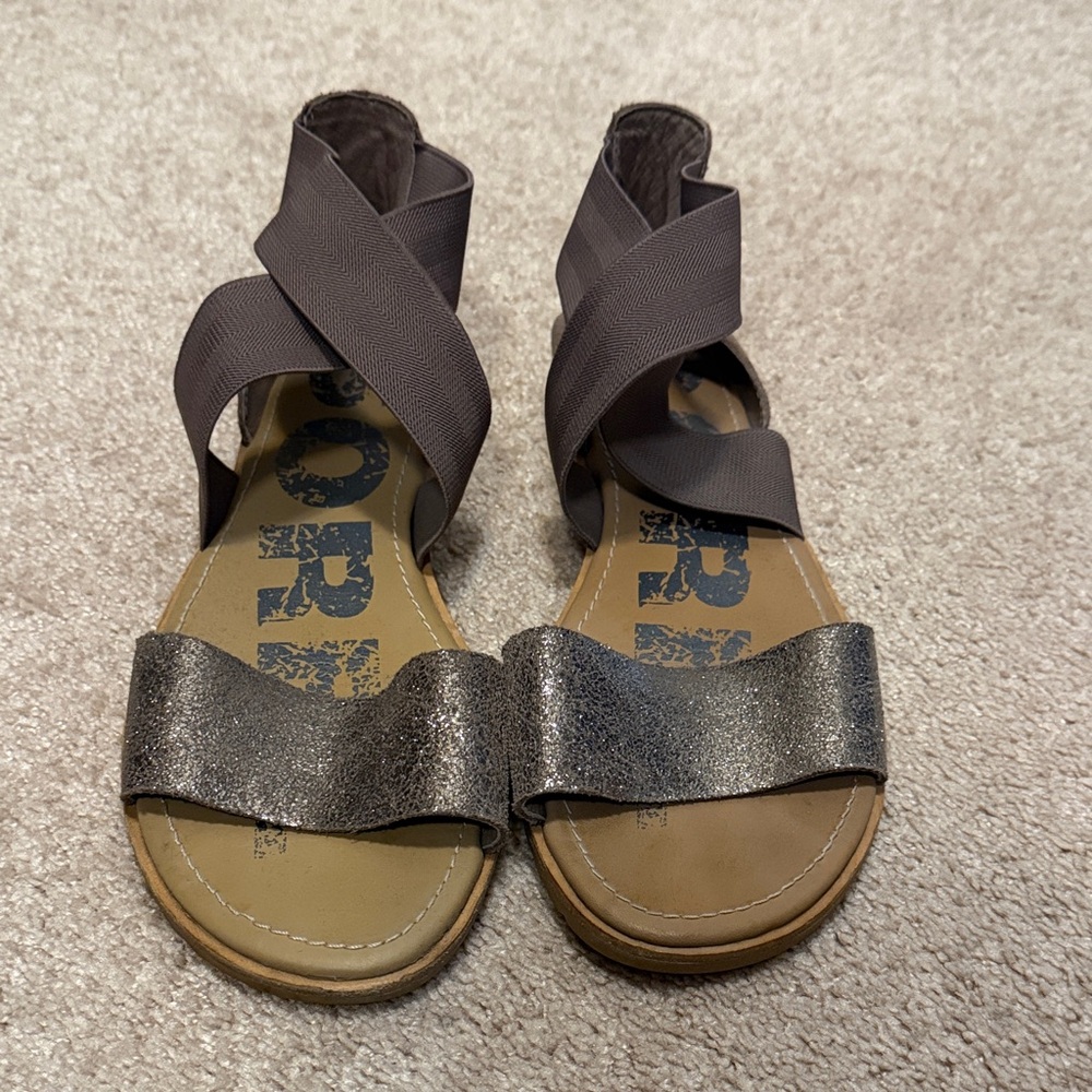 Sorel Girls' Brown Glitter Front Strap Sandals